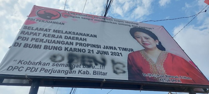 baliho open bo puan maharani