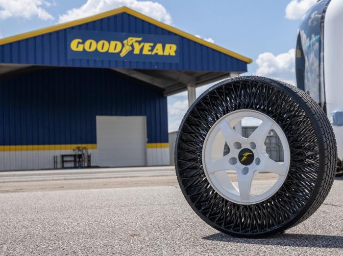 Ban Tanpa Angin Goodyear