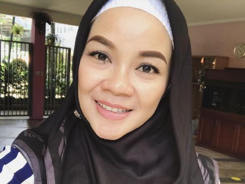 Foto Rindu Febiane, mantan finalis Akademi Fantasi Indosiar (AFI).
