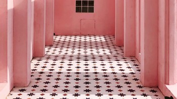 Candy karya Yuexiang Wang memenangkan kategori Architecture. Foto ini diambil menggunakan iPhone 8 Plus. Foto: Yuexiang Wang/iPhone Photography Awards 2021