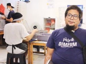 Salut! Mantan Manajer Bank Ini Sukses Berjualan Dimsum