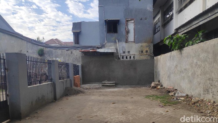 Lokasi rumah tahfidz ditembok di Makassar. (Taufiq/detikcom) Lokasi rumah tahfidz ditembok di Makassar. (Taufiq/detikcom)