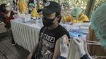 Momen Vaksinasi di Dalam Hutan ala Mahasiswa UGM