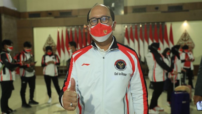 Rosan P Roeslani membakar semangat kontingen Indonesia berlaga di Olimpiade Tokyo 2020.