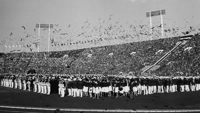 Semarak Olimpiade Tokyo 1964 dalam Bingkai Hitam Putih