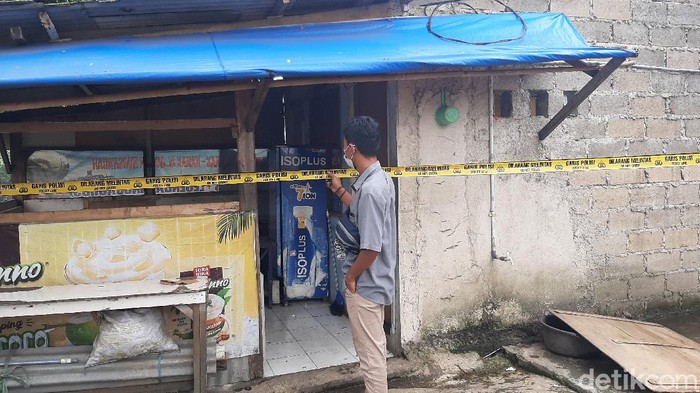 Seorang ibu pemilik warung kopi di Bogor tewas dibacok