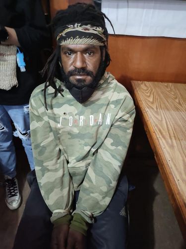 Tim gabungan menangkap DPO Polres Puncak Jaya bernama Osimin Wenda (30). Ini tampang Osimin yang pernah menyerang Tito Karnavian saat jabat Kapolda Papua. (dok Polda Papua)