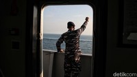 Selain kegiatan serbuan vaksin, kegiatan ini dilakukan sebagai latihan perdana KRI Youtefa-522 sebagai sailing past