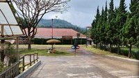 Menurut pihak kepolisian, sepinya kawasan wisata Lembang di satu sisi menjadi indikator jika PPKM Darurat maupun PPKM Level 3 mampu menekan mobilitas masyarakat di tengah lonjakan kasus COVID-19. 
