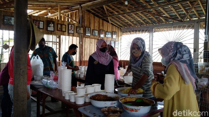 Dapur umum untuk warga isoman di Purbalingga