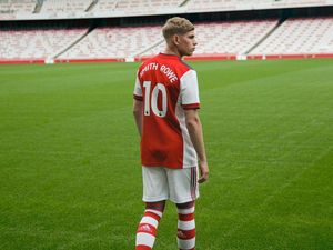 Arteta: Smith Rowe Minta Pakai Nomor 10, Siap Terima Konsekuensi