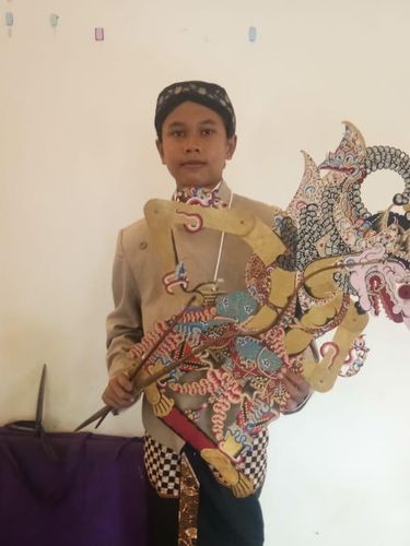 Gabriel Sanata Putra yang sukses menjadi dalang cilik.