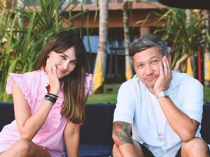 Luna Maya Bantah Akan Menikah dengan Gading Marten