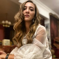 “Aku telah melakukan banyak hal, dan aku menyukai apa pun yang aku lakukan dan aku senang dengan keberhasilan,” kata wanita Mesir itu, seperti dikutip dari Telangana Today. Foto: dok. Instagram/@hadiahosny