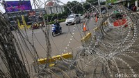 Sebelumnya, poster seruan aksi bertajuk Jokowi End Game beredar di media sosial. Aksi massa tersebut rencananya dilakukan pada 24 Juli dengan melakukan long march dari Glodok ke Istana Negara.