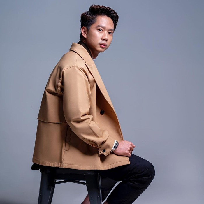 Kevin Sanjaya Bisnis Minuman Kekinian, Ini Gayanya Saat Jadi Barista