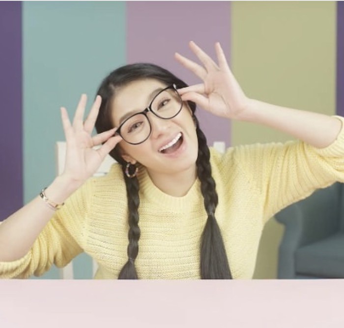 Makin Cantik! Angel Karamoy Paling Suka Makan Mercon hingga Samyang Makin Cantik! Angel Karamoy Paling Suka Makan Mercon hingga Samyang