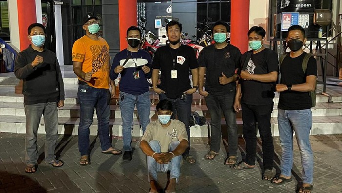 pembunuhan di surabaya