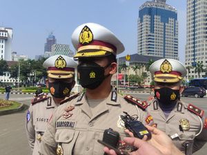 Pemeriksaan di Penyekatan Diperketat, Antisipasi Pendemo Jokowi End Game