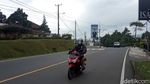 Foto: Imbas PPKM, Puncak Sepi bak Kota Mati