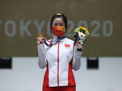 Atlet China Rebut Emas Pertama di Olimpiade Tokyo 2020