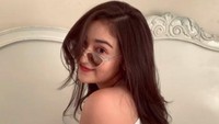 Pesona Ranty Maria yang bikin semua mata tertuju padanya. Foto: Instagram Ranti Maria