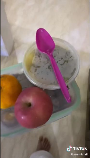 Taqy Malik Didatangi Kakek yang Kelaparan, Kisahnya Bikin Haru!