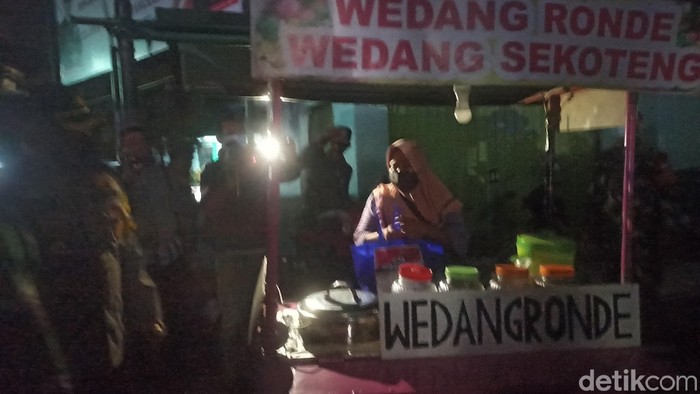 PPKM Darurat, Omzet Penjual Wedang Ronde Turun Jadi Rp 100 Ribu per Hari