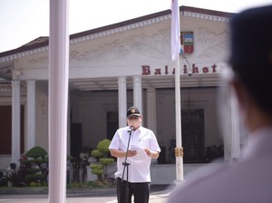 Airlangga: Pengemudi Ojol Layaknya Pahlawan yang Layani Masyarakat