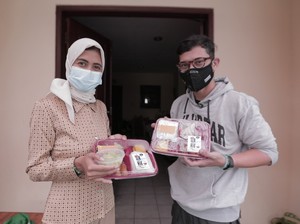 Kehilangan Pekerjaan, Pasutri ini Justru Berbagi Makanan