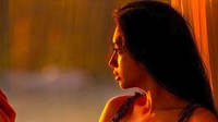 Gimana menurut kalian, ini salah satu pose seksi Angel Karamoy. Foto: Instagram Angel Karamoy