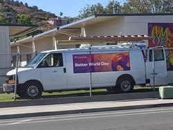 Kumpulan Foto Objek Sekitar yang Menjebak Mata