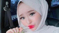Herlin Kenza dikenal sebagai selebgram asal Aceh. Gayanya selalu mencuri perhatian karena dalam videonya selalu memperlihatkan dirinya dikawal banyak bodyguard Foto: Instagram @herlinkenza