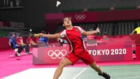 Seusai pertandingan, Gregoria mengaku merasakan ketegangan karena Olimpiade kali ini merupakan turnamen terbesar pertama yang ia ikuti. Selain itu, Gregoria menyebut faktor hasil-hasil kurang sip turnamen sebelumnya turut memengaruhi perfomanya. AP Photo/Markus Schreiber 