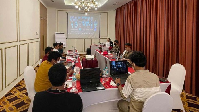 Webinar Nasional Mahasiswa/Pelajar Sulsel Ikatan Kekeluargaan Mahasiswa/Pelajar Indonesia Sulawesi Selatan gelar webinar nasional. Webinar ini membahas terkait cuitan BEM UI.