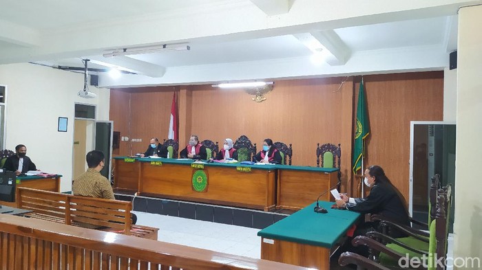 4 saksi dihadirkan dalam sidang penganiayaan dosen UGJ Cirebon