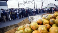 Pengetatan ini berbarengan dengan keputusan pemerintah yang kembali memperpanjang Pemberlakuan Pembatasan Kegiatan Masyarakat (PPKM) hingga 2 Agustus mendatang.