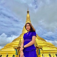 Lahir di Yangon, 15 Maret 1999, ia tumbuh besar di tengah keluarga atlet. Ayah dan ibunya rupanya pemain badminton profesional tingkat nasional. Sejak usia tujuh tahun, Thet Htar Thuzar bermain badminton. Baru pada 2010, olahraga tersebut mulai diseriusinya. (Foto: Instagram/@_thethtarthuzar_)