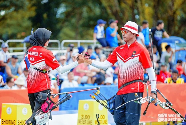 Sebelum pergi ke Tokyo untuk mengharumkan nama bangsa, Diananda telah meminta dukungan dari masyarakat Indonesia. Dalam momen pengukuhan Olimpiade Tokyo 2020 yang digelar virtual, ia sempat mengungkap isi hati dan menangis ketika mendengar lagu Padamu Negeri. Foto: Instagram @dianandach