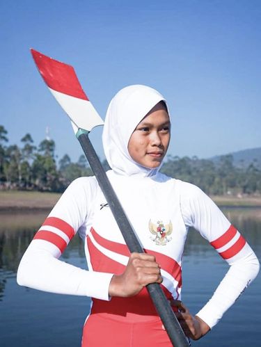 Foto atlet dayung, Mutiara Rahma Putri.