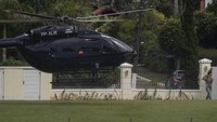 Neymar pernah membawa helikopter tersebut ke tempat latihan. Saat itu, Neymar datang ke tempat latihan timnas Brazil untuk persiapan gelaran Copa America 2019. (AFP/MAURO PIMENTEL)