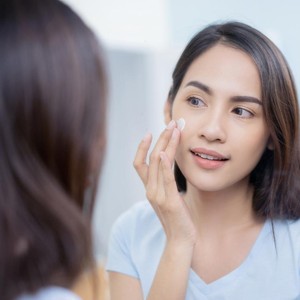 Review 3 Sunscreen Gel dari Brand Lokal dengan Efek Dingin di Kulit