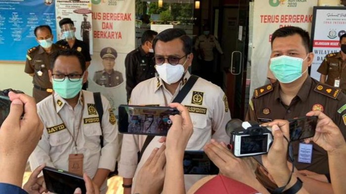 Kejari Prabumulih menetapkan 2 orang tersangka terkait dugaan korupsi kredit modal kerja di salah satu bank BUMN sehingg menyebabkan negara rugi Rp 5,9 miliar. (dok Istimewa)