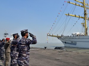 KRI Bima Suci Kembali Berlayar Arungi Lautan Nusantara