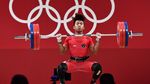 Momen Lifter Deni Gagal Rebut Medali di Olimpiade Tokyo 2020