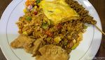 Makan Kenyang Nasi Goreng Teri Pete dan Kulit Ayam Goreng Crispy Enak