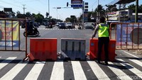 Sejumlah titik penyekatan sudah dibuka menyisakan dua titik penyekatan yang masih dipertahankan.