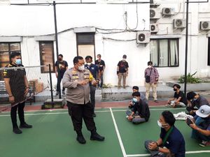 Polisi ke Pendemo di Tangsel: Orang Susah Lawan COVID, Ini Malah Berkumpul