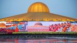 Ribuan Lilin Terangi Kuil Buddha Saat Perayaan Asalha Puja
