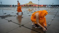 Thailand berencana untuk membuka kembali Bangkok dan destinasi populer lainnya bagi turis asing pada bulan depan. Industri pariwisata ingin dihidupkan kembali meski jumlah infeksi meningkat (Foto: Getty Images/Sirachai Arunrugstichai)